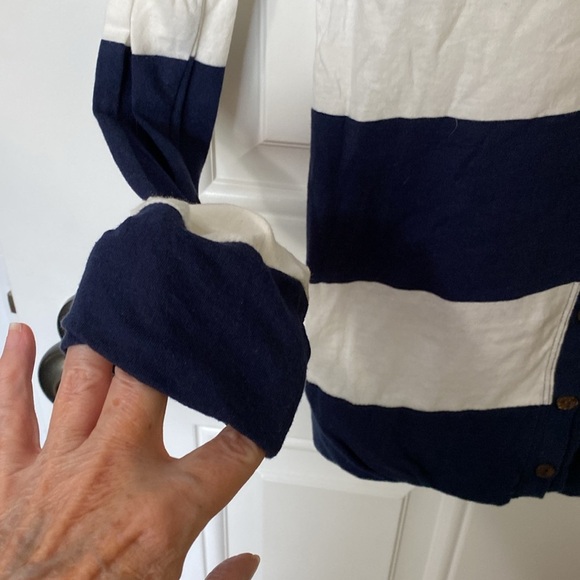 Forever 21 sweater - Picture 6 of 7